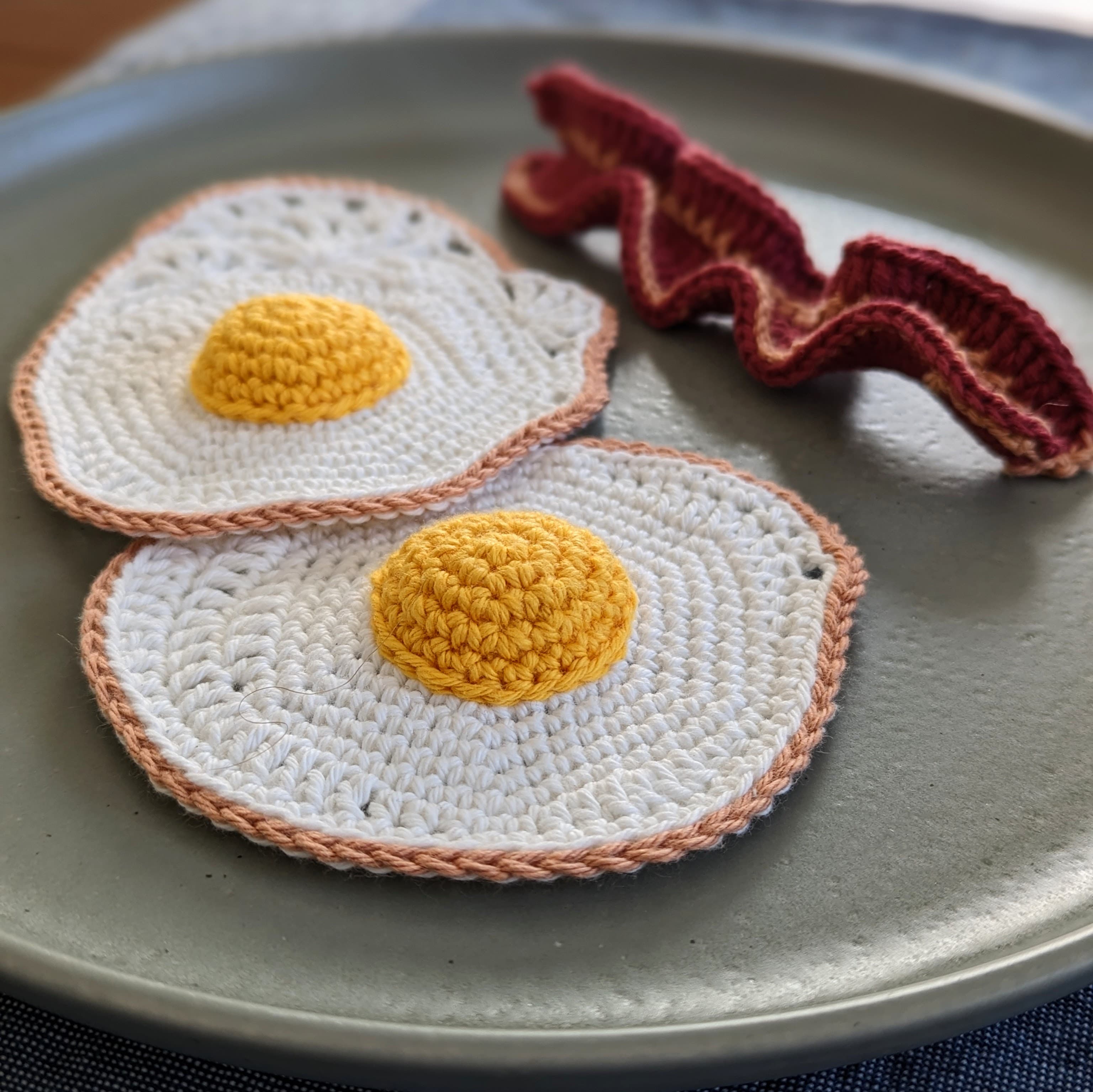 Lacy Fried Eggs and Bacon